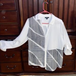 Black and white Alfani top
